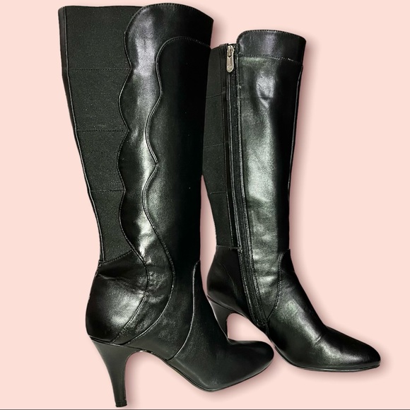 Adrienne Vittadini Black Boots 7.5 - Picture 1 of 4